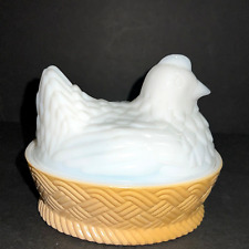 Vintage milk glass for sale  Wrightstown