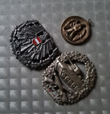 Antique military badges d'occasion  Expédié en Belgium