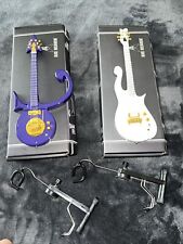 Réplica colecionável de guitarra modelo miniatura AXE HEAVEN escala 1/6 com suporte PRINCE, usado comprar usado  Enviando para Brazil