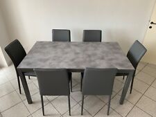 Tavolo con sedie usato  Italia