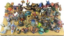 Grande lote de 37 brinquedos bonecos colecionáveis Skylanders Activision comprar usado  Enviando para Brazil