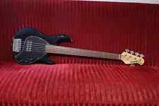 Music man stingray d'occasion  Paris XI