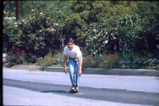 2 Slides vintage 1964 Amateur Shot 35MM cara adolescente menino no skate comprar usado  Enviando para Brazil
