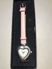 Reloj Avon Pink Classic Heart 2011 segunda mano  Embacar hacia Argentina