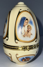 Usado, Christmas Egg Trinket Box of Madonna & Child Oval Shape Vintage comprar usado  Enviando para Brazil