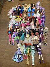 Lote de 32 bonecas TLC usadas! Roupas Mattel/MGA/Hasbro/Disney/Sem Barbie/Em + nude. comprar usado  Enviando para Brazil