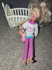 Barbie Babysitter Skipper 1994 #12071 - con 1 bebé y cuna - Mattel - gran valor  segunda mano  Embacar hacia Argentina