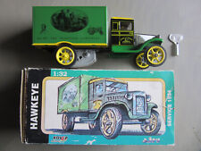 Zabytkowy samochód ciężarowy Hawkeye "John Deere" firmy KOVAP 1:32 z tarciem, (zabawka blaszana), używany na sprzedaż  Wysyłka do Poland