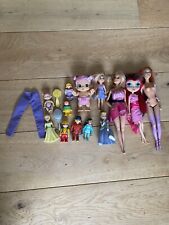 Pacote de brinquedos para crianças bonecas Barbie inclui poucos acessórios em segunda mão comprar usado  Enviando para Brazil