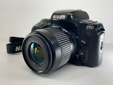 [Exc+5] Cámara fotográfica Nikon F50 SLR + lente AF Nikkor 35-80 mm f/4-5,6 D de JAPÓN, usado segunda mano  Embacar hacia Argentina