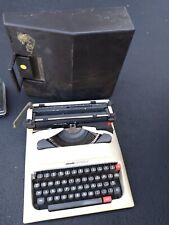 Vintage Olivetti Lettera 12 22 32 Portable Typewriter & Case  Spain, used for sale  Shipping to South Africa