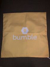Novo aplicativo de namoro Bumble bolsa de lona quadrada com zíper amarela 18” x 18” frete grátis comprar usado  Enviando para Brazil