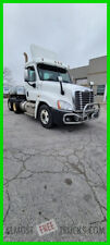 freightliner day cab for sale  South Holland