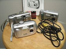 Paquete Kodak EasyShare - solo piezas - 3 cámaras con accesorios segunda mano  Embacar hacia Argentina