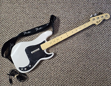 Usado, Guitarra Rock Band #9806 Fender baixo de precisão com fio com adaptador USB - Testado comprar usado  Enviando para Brazil
