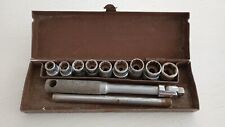 Caja de herramientas de metal pequeña vintage con enchufes de mini barra de palanca de 1/4 , usado segunda mano  Embacar hacia Argentina