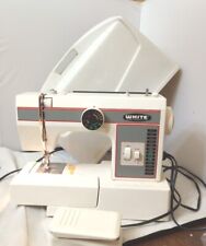 Máquina de costura vintage White Company modelo 1477 com pedal e estojo rígido testados comprar usado  Enviando para Brazil