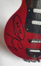 Guitarra especial roja Queen - Brian May - firmada a mano - BMG - modelo a escala segunda mano  Embacar hacia Argentina