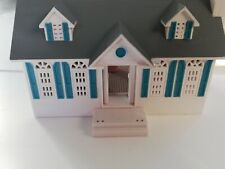 Pretty dollhouse lewis usato  Italia