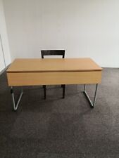 Table pliable bureau d'occasion  Montigny-le-Bretonneux