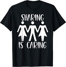 NOVA LIMITADA Camiseta Masculina Humor Adulto Engraçada Kinky Threesome Swinger - FEITA NOS EUA comprar usado  Enviando para Brazil