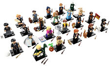 Lego minifigures 71022 usato  Venezia