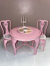 JUEGO DE MESA DE COMEDOR BARBIE SWEET ROSES MATTEL 1987 CON 2 SILLAS segunda mano  Embacar hacia Argentina