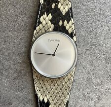Relógio feminino Calvin Klein K5V231L6 fabricado na Suíça 39mm estojo A9 comprar usado  Enviando para Brazil