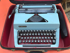 Ancienne machine écrire d'occasion  La Côte-Saint-André