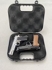 2 réplicas de pistolas em miniatura 1/3 ~ Colt .45 M1911 e Beretta 9mm com estojo 👀 Leia! comprar usado  Enviando para Brazil