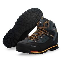 Scarpe trekking stivali usato  Zandobbio