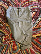Women’s Lee Gray Relaxed Fit Capri Pants Size 10 for sale  Shipping to South Africa