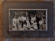 Foto antiga em preto e branco loja de motores bicicleta garagem loja comprar usado  Enviando para Brazil