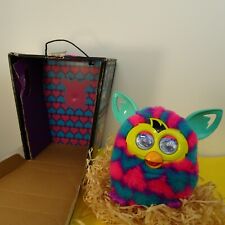 FURBY Boom Rosa/Azul/Púrpura Corazones Probados & Funciona Mascota Electrónica Interactiva 2012 segunda mano  Embacar hacia Argentina