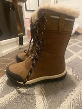 Bearpaw boots women for sale  East Boston
