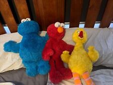 Juego de peluche KAWS x Sesame Street x Uniqlo: Cookie Monster, Elmo y Big Bird segunda mano  Embacar hacia Argentina