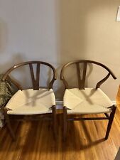 2 square chairs table for sale  Orange