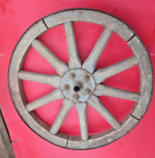 Roda de carrinho de mão alemã antiga de madeira 17" de diâmetro. Com aro de ferro. comprar usado  Enviando para Brazil