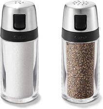 Conjunto de shaker de sal e pimenta OXO caixa aberta, transparente, aço inoxidável. comprar usado  Enviando para Brazil
