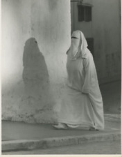 Morocco woman white d'occasion  Pagny-sur-Moselle