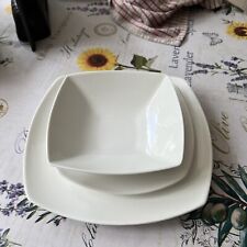 Pausa dinnerware place for sale  NEWPORT