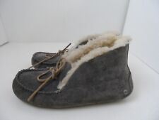 Ugg shoes women for sale  Stone Mountain