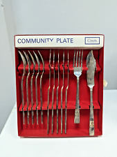 Oneida cutlery set for sale  PINNER
