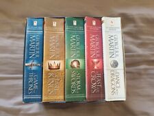 Um conjunto na caixa de Game of Thrones com 5 livros usados, usado comprar usado  Enviando para Brazil