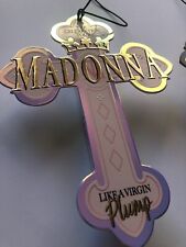 Collar Madonna Celebration Tour Brillo Labial Relleno Maquillaje Cruz ¡Agotado! segunda mano  Embacar hacia Mexico