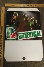 Usado, Década de 1990 Moutain orvalho se Display Loja Poster Vertical Propaganda 18 X 27" (AA) comprar usado  Enviando para Brazil