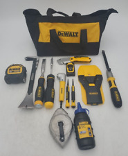 Lote de 11 herramientas de mano DEWALT - extractor de uñas, buscador de pernos, adaptador de ángulo recto y bolsa segunda mano  Embacar hacia Mexico