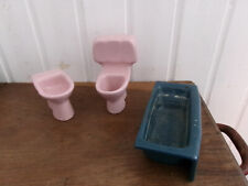 Pink ceramic bathroom d'occasion  Expédié en Belgium