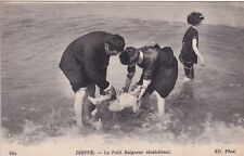 Carte postale ancienne postcard DIEPPE 562 le petit baigneur récalcitrant écrite d'occasion  Bourg-de-Péage