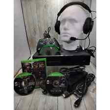 Console Microsoft Xbox One 1540 500GB, controle, fone de ouvido, fonte de alimentação para 3 jogos comprar usado  Enviando para Brazil